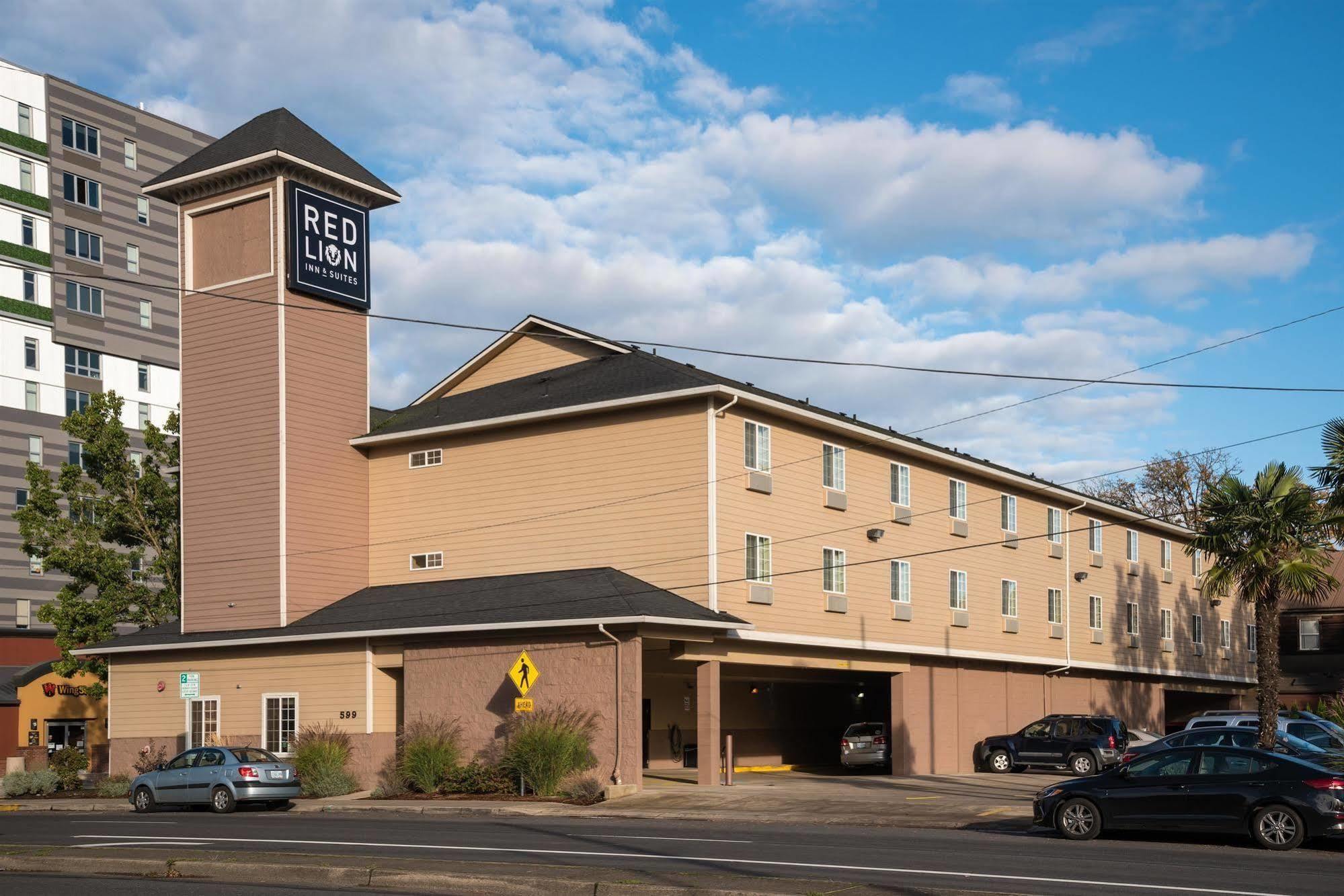 Sleep Inn & Suites Eugene Exterior photo